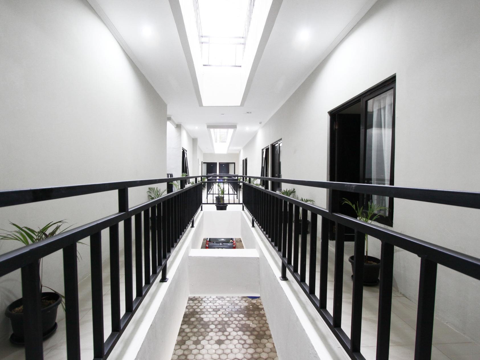 D'Paragon Kijang Utara Alastuwo Εξωτερικό φωτογραφία